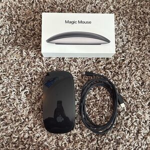 Apple Magic Mouse A1657 Black Multi-Touch Surface MMMQ3AM/A w/ charging cable